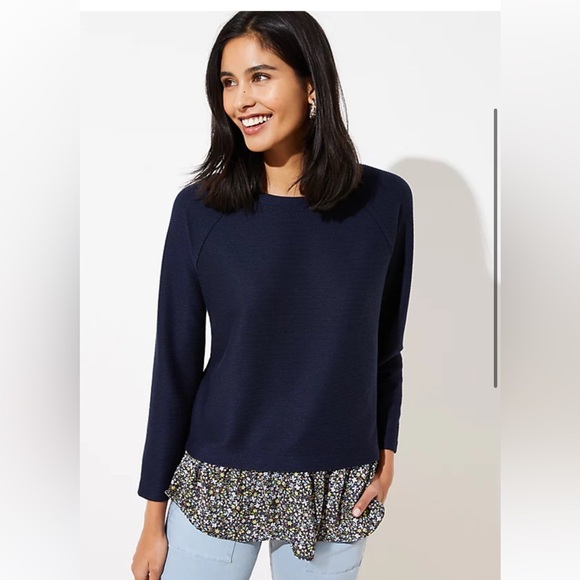 LOFT Tops - LOFT Floral Mixed Media Sweatshirt (XS)